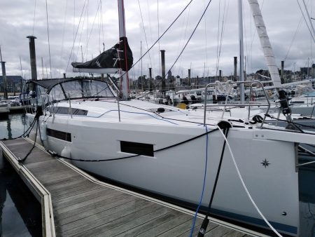 6-8 berth sailboats